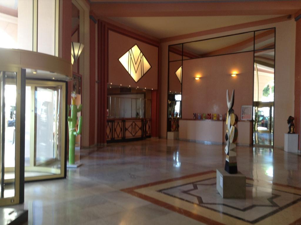 Cannes, Croisette, Palais Miramar Szoba fotó